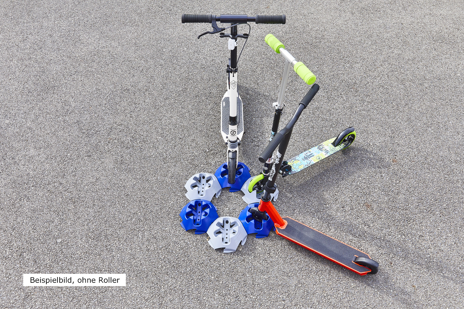 MOTTEZ Bodenständer Stellplatz in Grau, erweiterbar & frei anordnen für Roller BILD 5